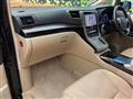 2013 Toyota Alphard Hybrid