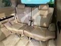 2013 Toyota Alphard Hybrid