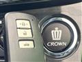 2013 Toyota Crown Hybrid