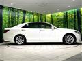 2013 Toyota Crown Hybrid