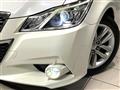 2013 Toyota Crown Hybrid