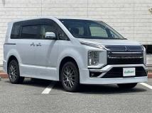 2022 Mitsubishi Delica D5