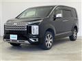 2022 Mitsubishi Delica D5