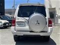 2003 Mitsubishi Pajero
