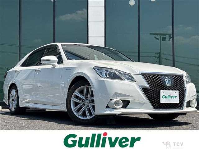 2013 Toyota Crown Hybrid