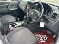 2013 Mitsubishi Pajero