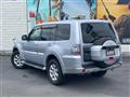 2013 Mitsubishi Pajero