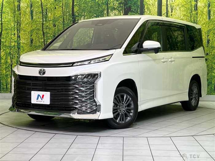 2023 Toyota Voxy