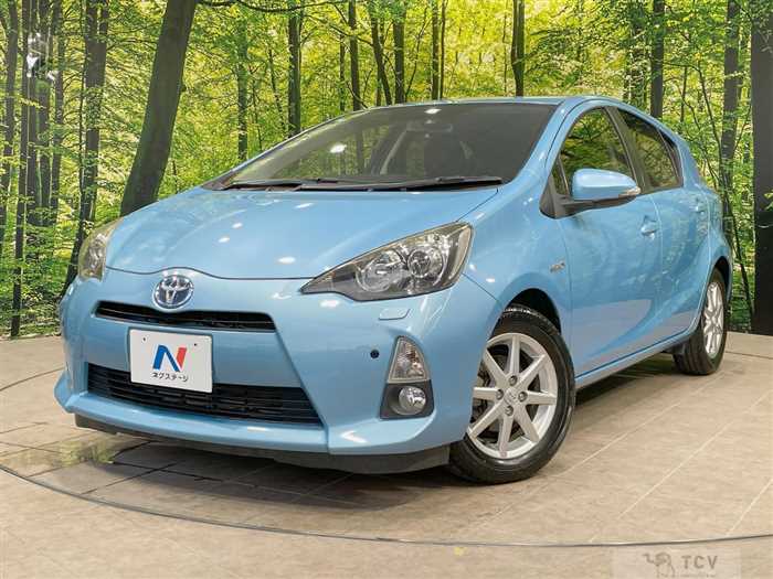 2013 Toyota AQUA