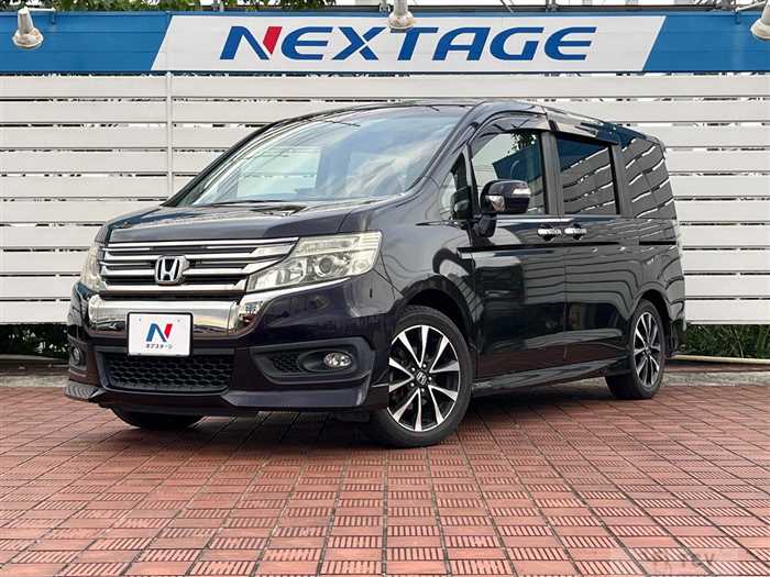 2013 Honda Step WGN