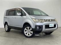 2009 Mitsubishi Delica D5