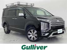 2019 Mitsubishi Delica D5