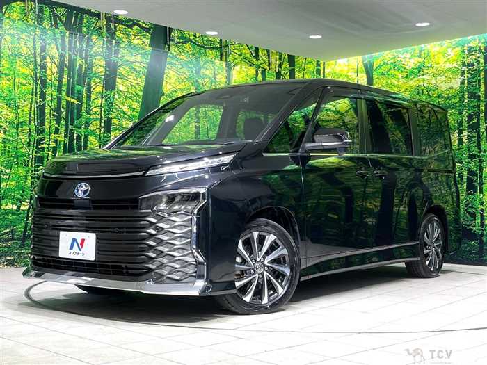 2023 Toyota Voxy