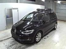 2018 Volkswagen Golf Touran