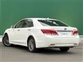 2013 Toyota Crown Hybrid