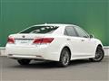 2013 Toyota Crown Hybrid