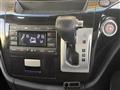 2017 Nissan Elgrand