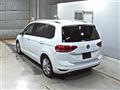 2017 Volkswagen Golf Touran