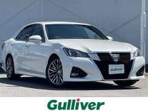 2016 Toyota Crown Hybrid