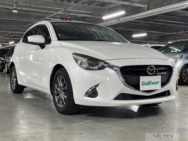 2019 Mazda Demio