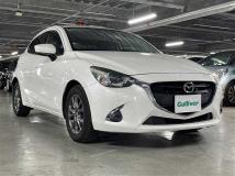 2019 Mazda Demio