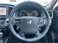 2016 Toyota Crown Hybrid