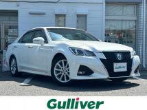 2016 Toyota Crown Hybrid