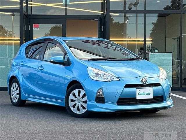 2013 Toyota AQUA