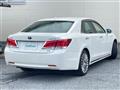2015 Toyota Crown Majesta