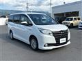 2016 Toyota Noah