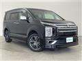 2019 Mitsubishi Delica D5