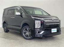 2019 Mitsubishi Delica D5