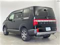 2019 Mitsubishi Delica D5