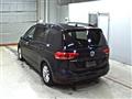 2016 Volkswagen Golf Touran