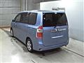 2010 Toyota Noah