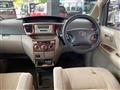 2004 Toyota Noah