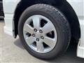 2004 Toyota Noah
