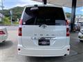 2004 Toyota Noah