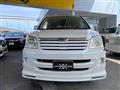 2004 Toyota Noah
