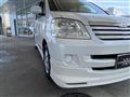 2004 Toyota Noah