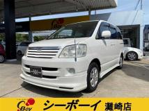 2004 Toyota Noah