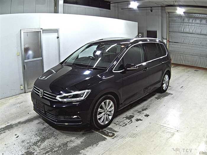 2018 Volkswagen Golf Touran