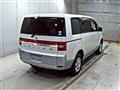 2009 Mitsubishi Delica D5