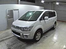 2009 Mitsubishi Delica D5