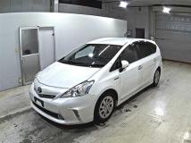 2014 Toyota PRIUS α