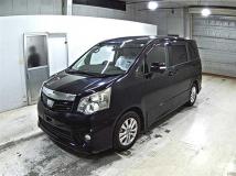 2013 Toyota Noah