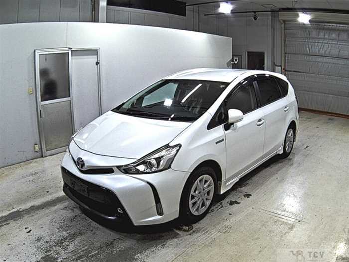 2016 Toyota PRIUS α