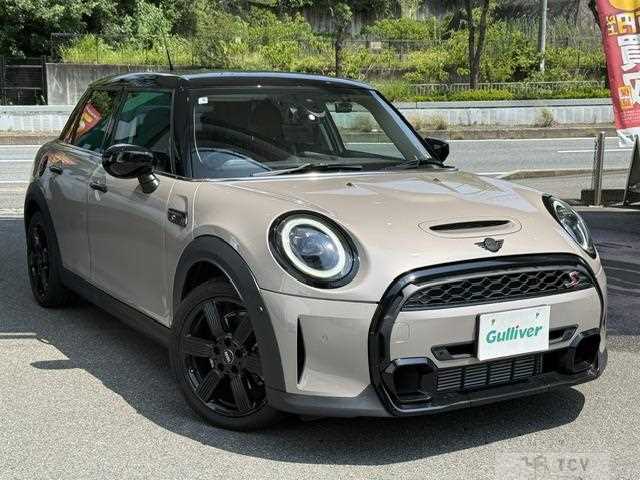2023 BMW MINI