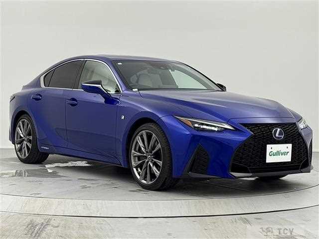 2021 Lexus IS
