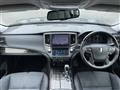2015 Toyota Crown Hybrid